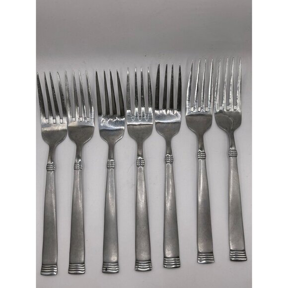 Set Of 7 International Silver Palisades Frost Stainless Steel Dinner Forks 18/10 - Picture 2 of 4